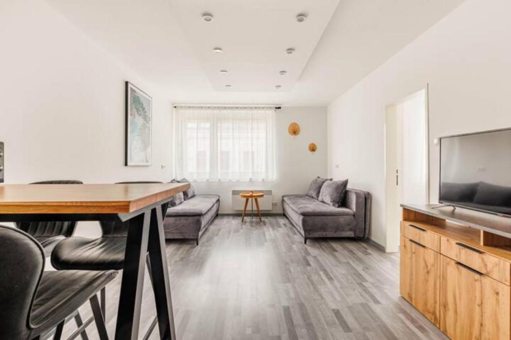 Cozy Renovated Apartment Close To Schoenbrunn Palace Vienna Luaran gambar