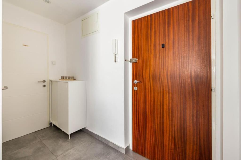 Cozy Renovated Apartment Close To Schoenbrunn Palace Vienna Luaran gambar